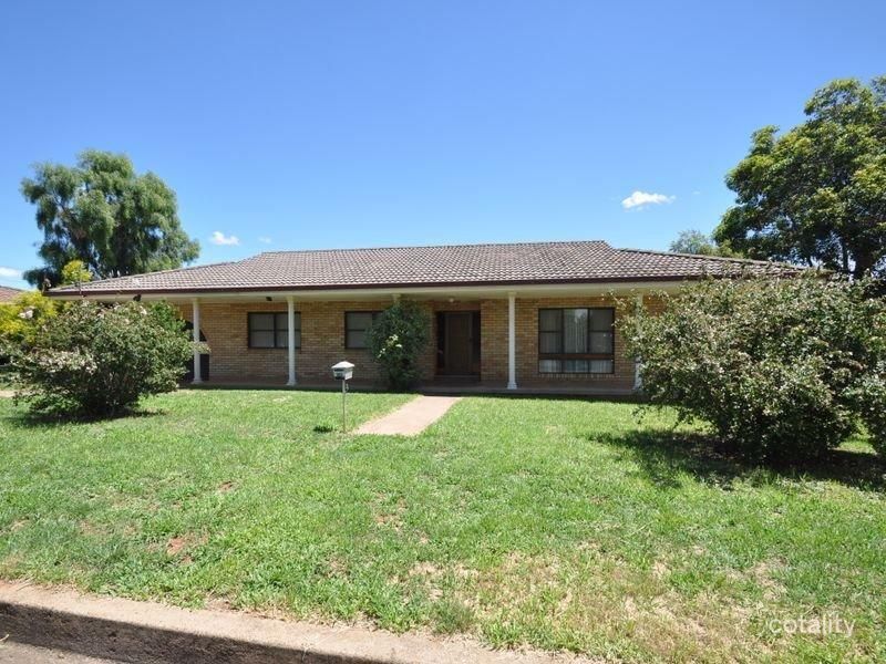 27 Bridge St, Gunnedah, NSW 2380