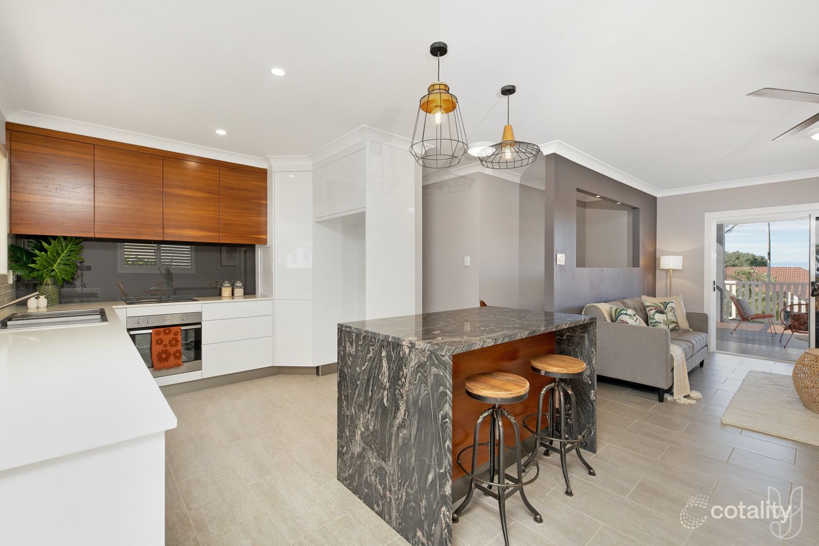 14 Hellas St, Barlows Hill, QLD 4703