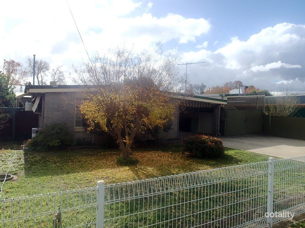 33 Edward St, Corowa, NSW 2646