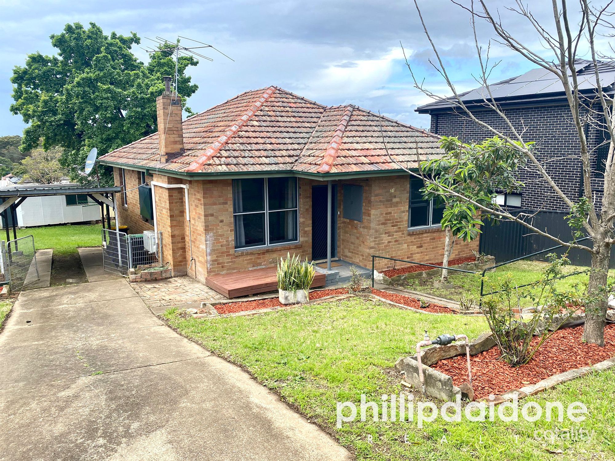 21 Whiting St, Regents Park, NSW 2143