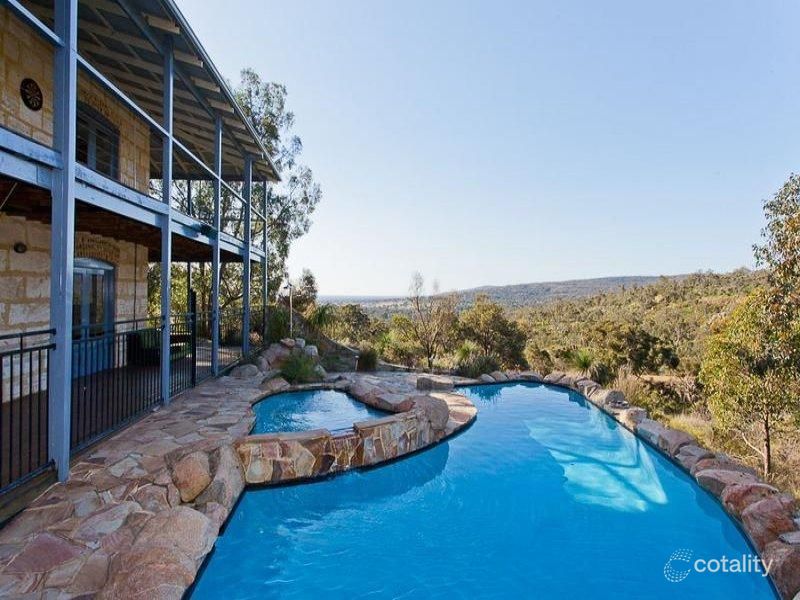 16 Hillway, Swan View, WA 6056