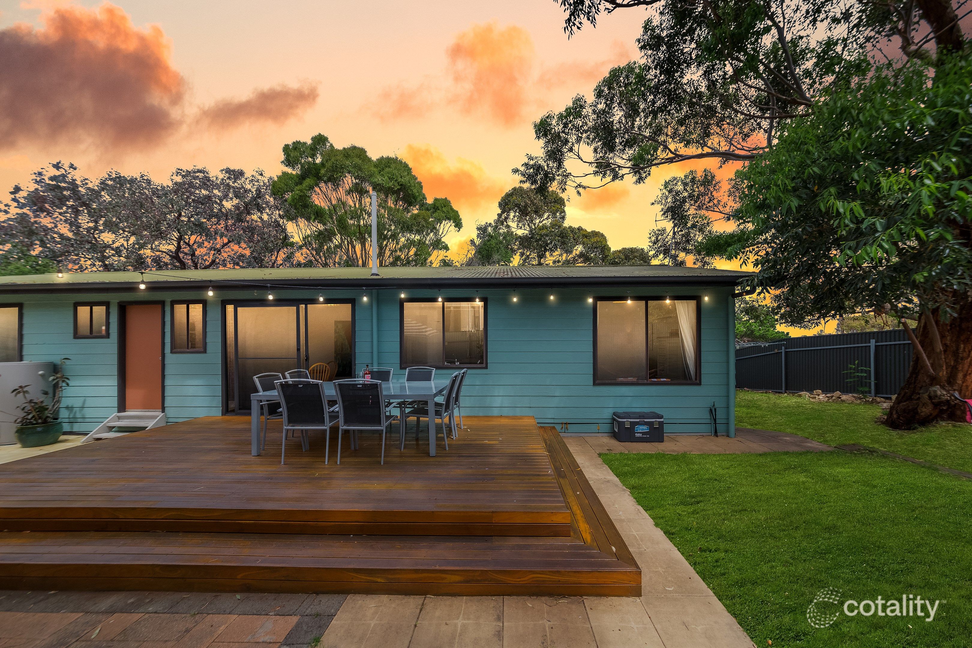 2 Taronga Cres, Carrickalinga, SA 5204