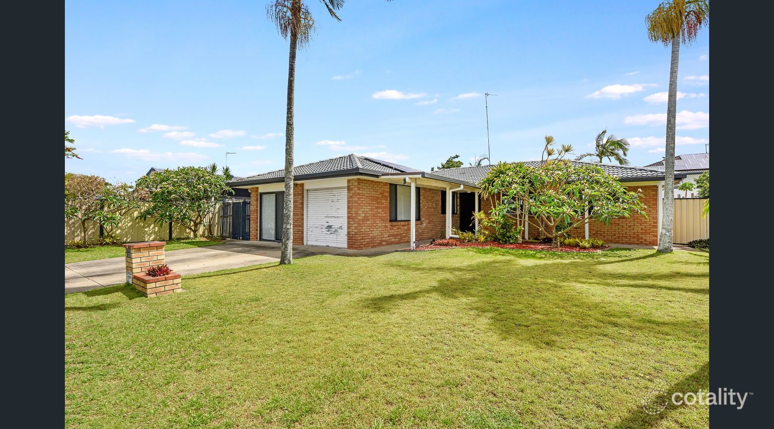 22 Bowline Rd, Mermaid Waters, QLD 4218