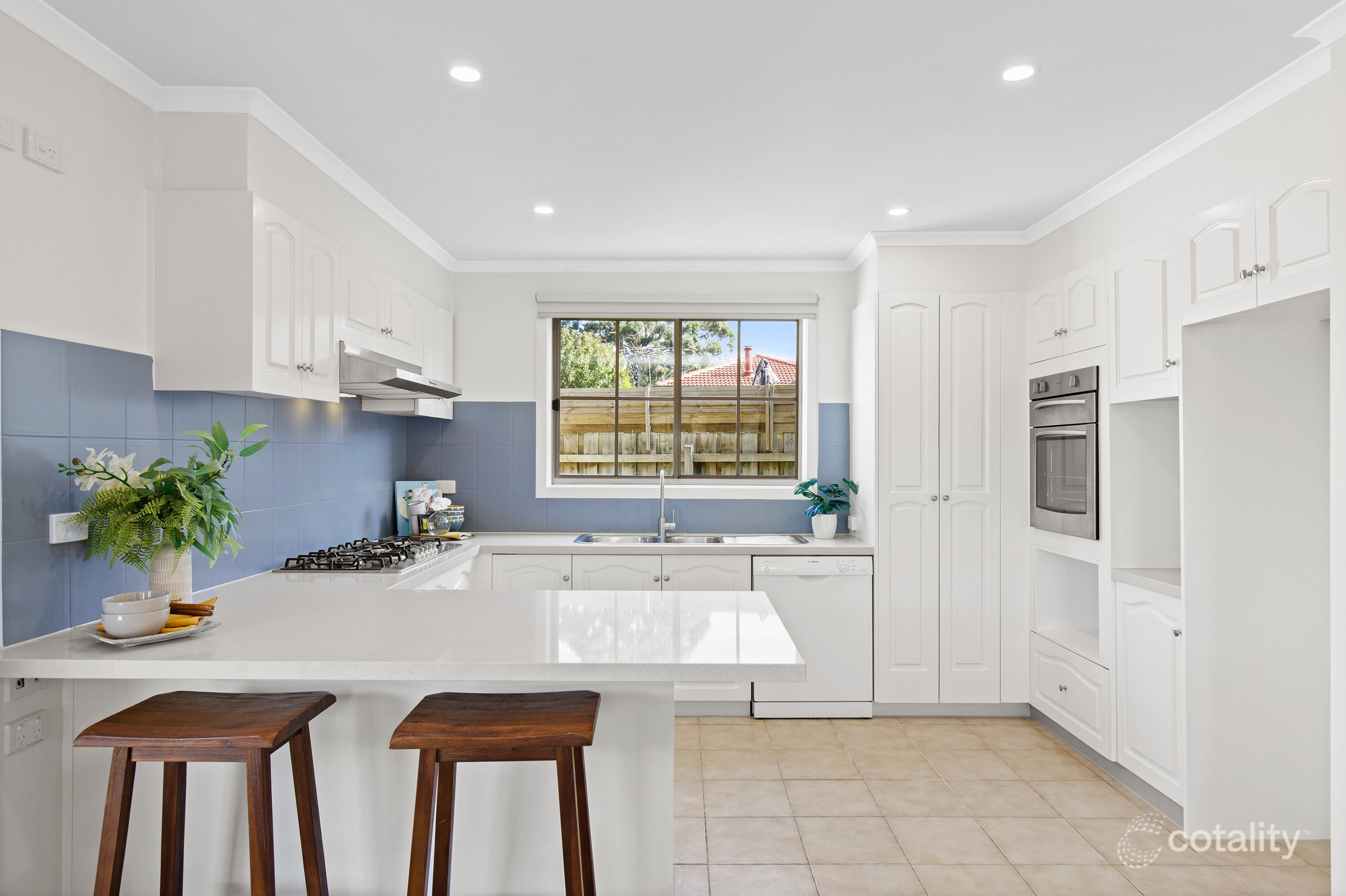 2/15 Selbourne Way, Mulgrave, VIC 3170