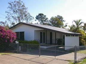 28 Tarcoola St, East Ipswich, QLD 4305