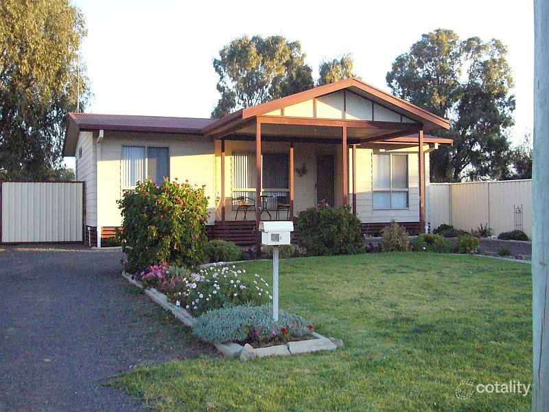 23 Ross St, Darlington Point, NSW 2706