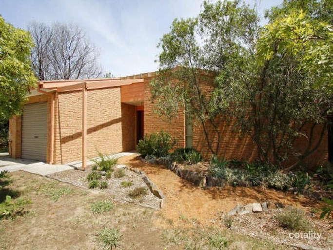 8/29-31 Derrington Cres, Bonython, ACT 2905