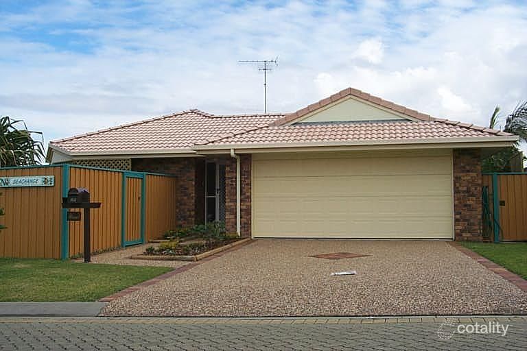 1 Tropicana Rise, Castaways Beach, QLD 4567