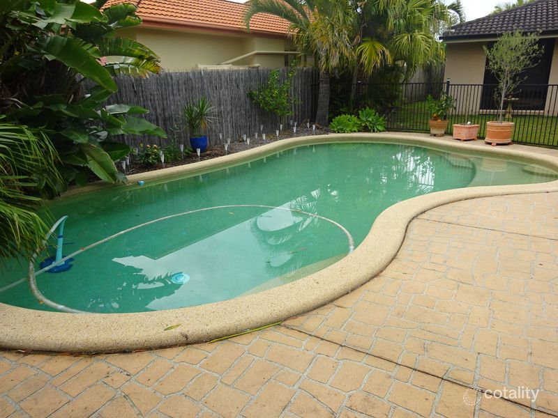24 Audrey Ave, Helensvale, QLD 4212