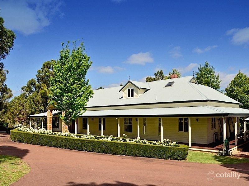 99 Moffett Rd, Carmel, WA 6076