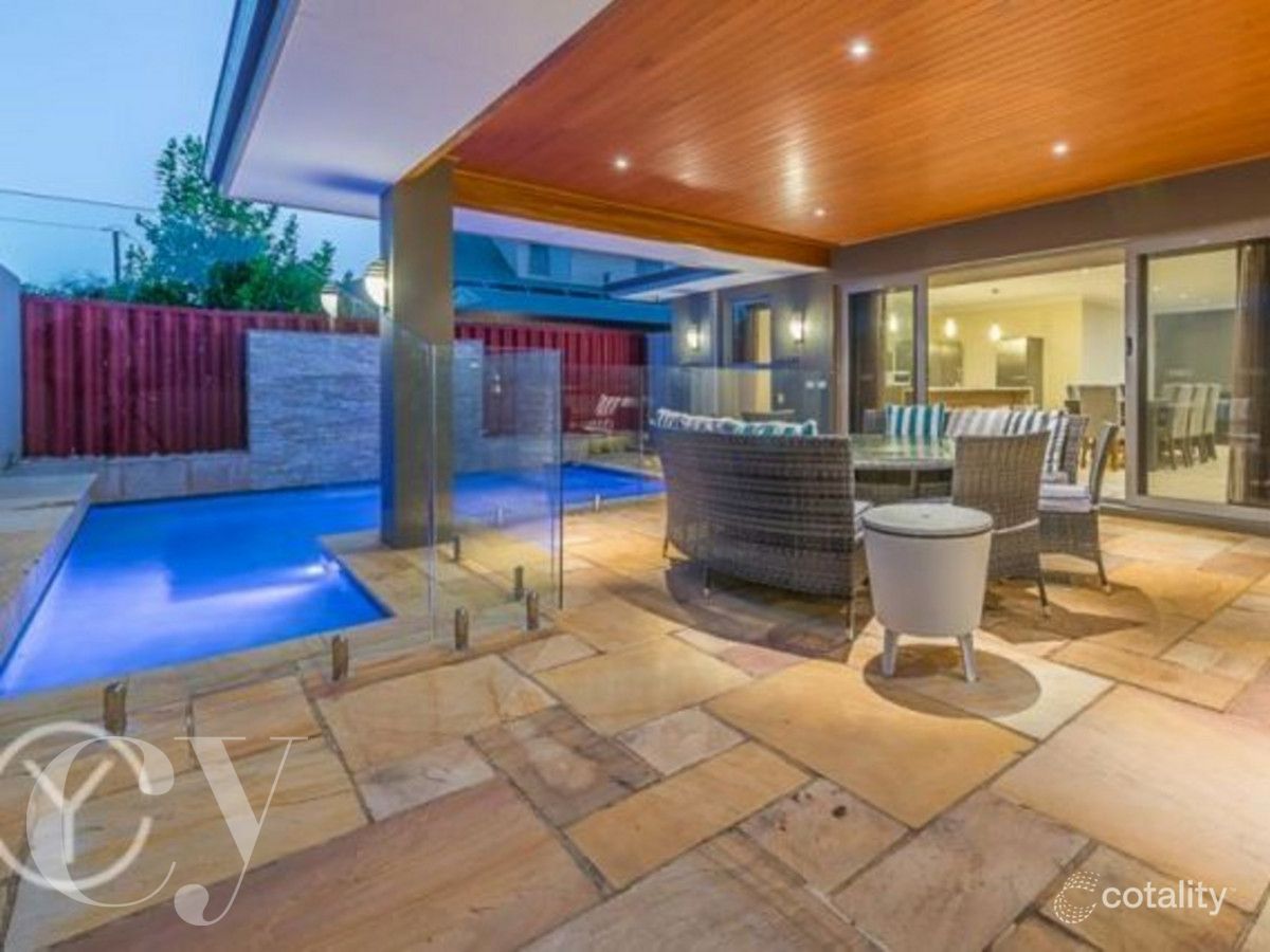 52 Davy St, Alfred Cove, WA 6154