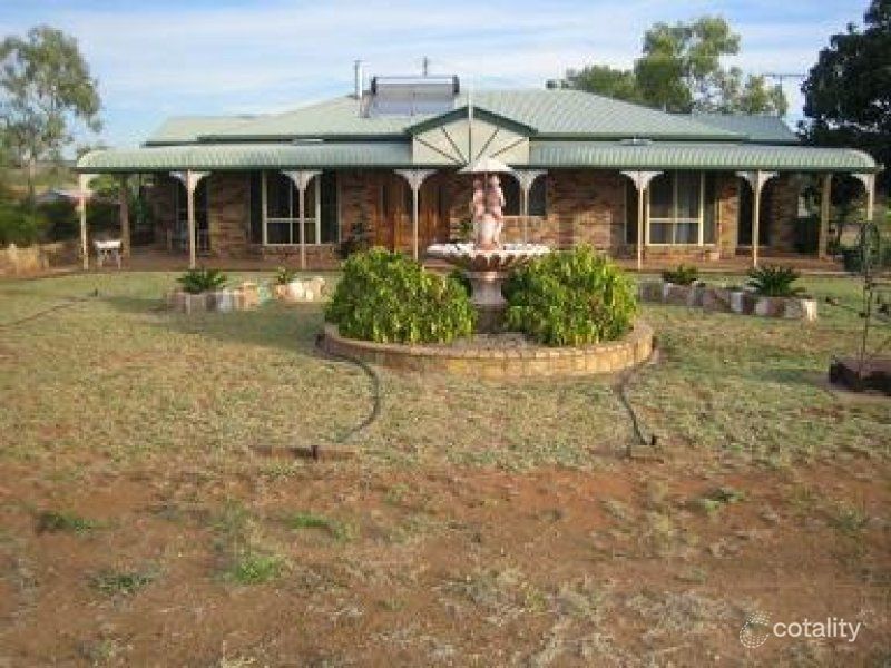 5 Vaiente Pde, Breakaway, QLD 4825