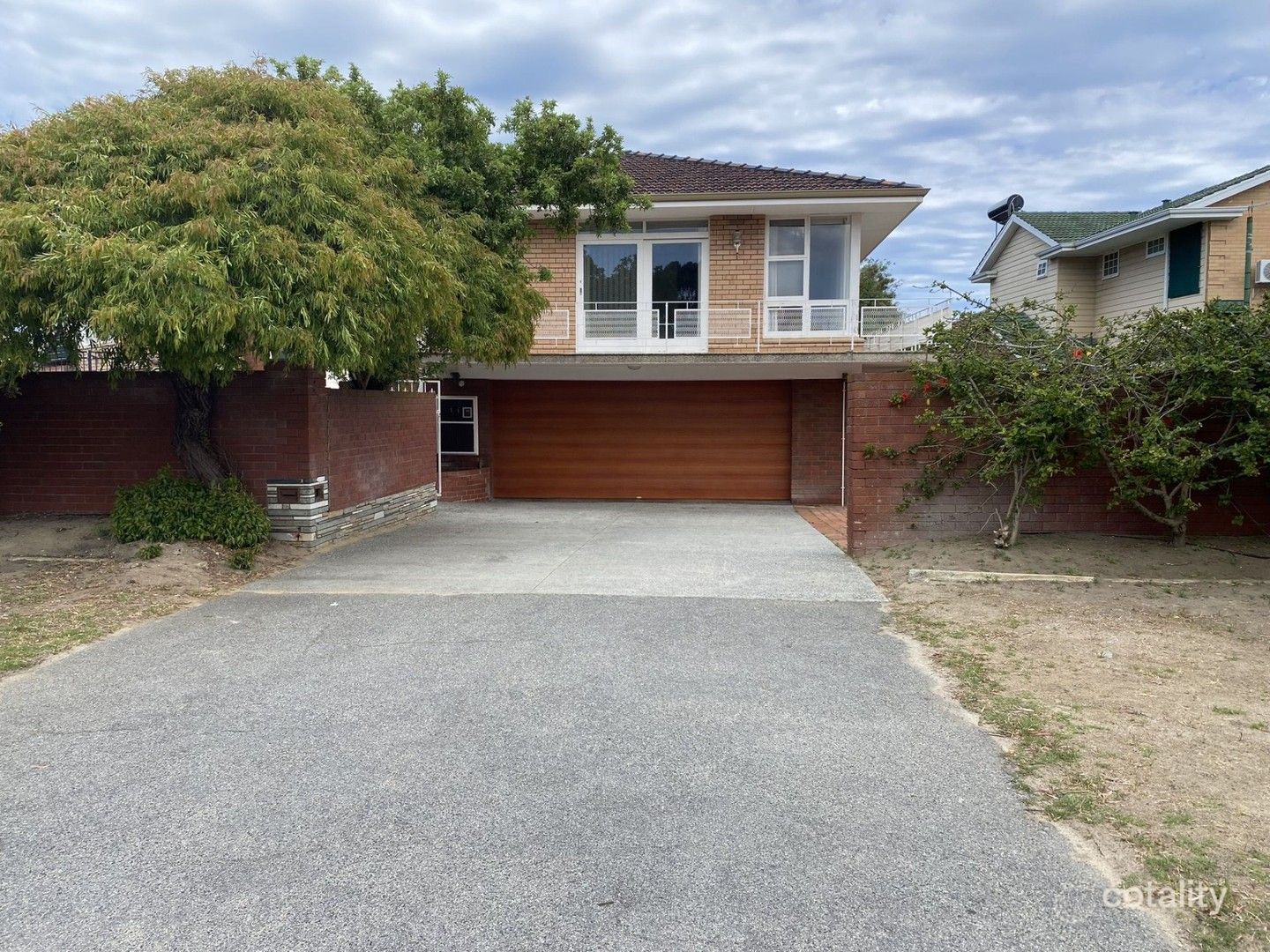 35 Pindari Rd, City Beach, WA 6015