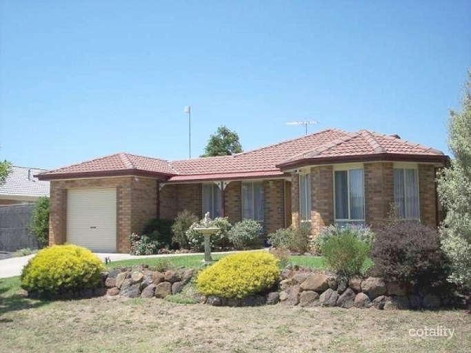 12 Mccartney Dr, Narre Warren South, VIC 3805
