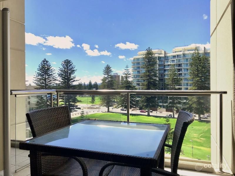 432/16 Holdfast Prom, Glenelg, SA 5045