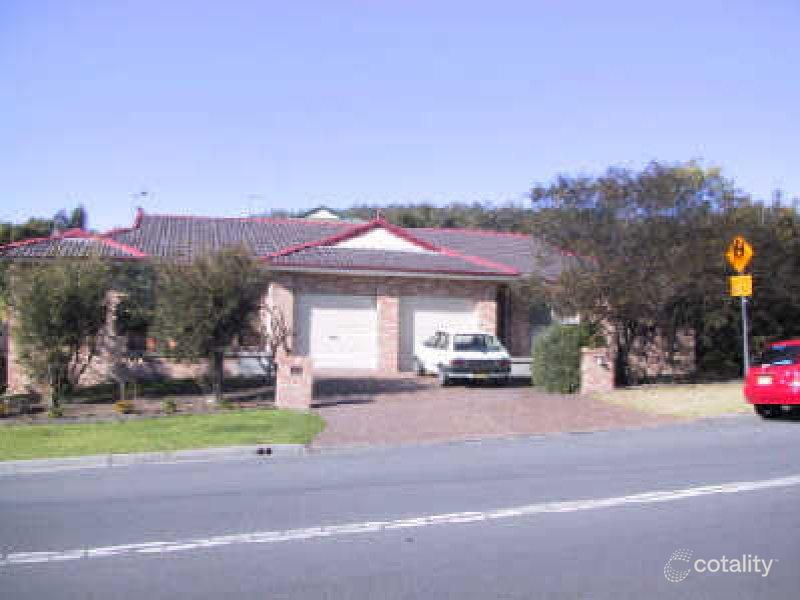 2/1 Severn Pl, Albion Park, NSW 2527