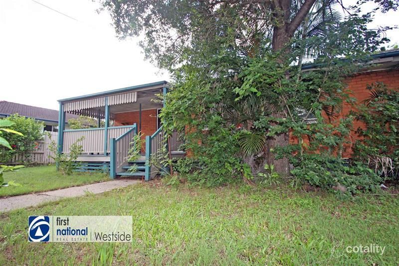 19 Hayden St, Riverview, QLD 4303