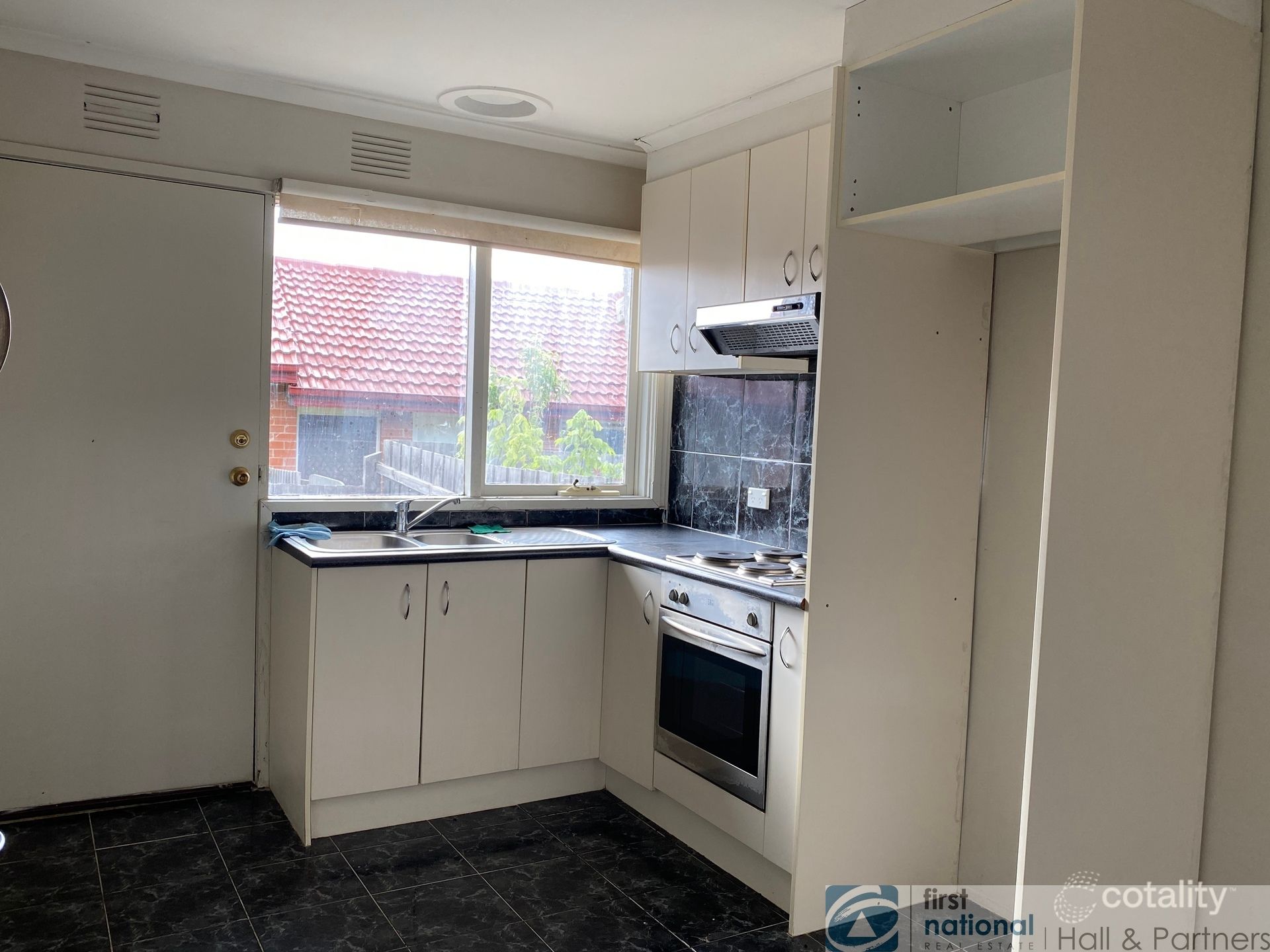 4/5 Rhoden Ct, Dandenong North, VIC 3175