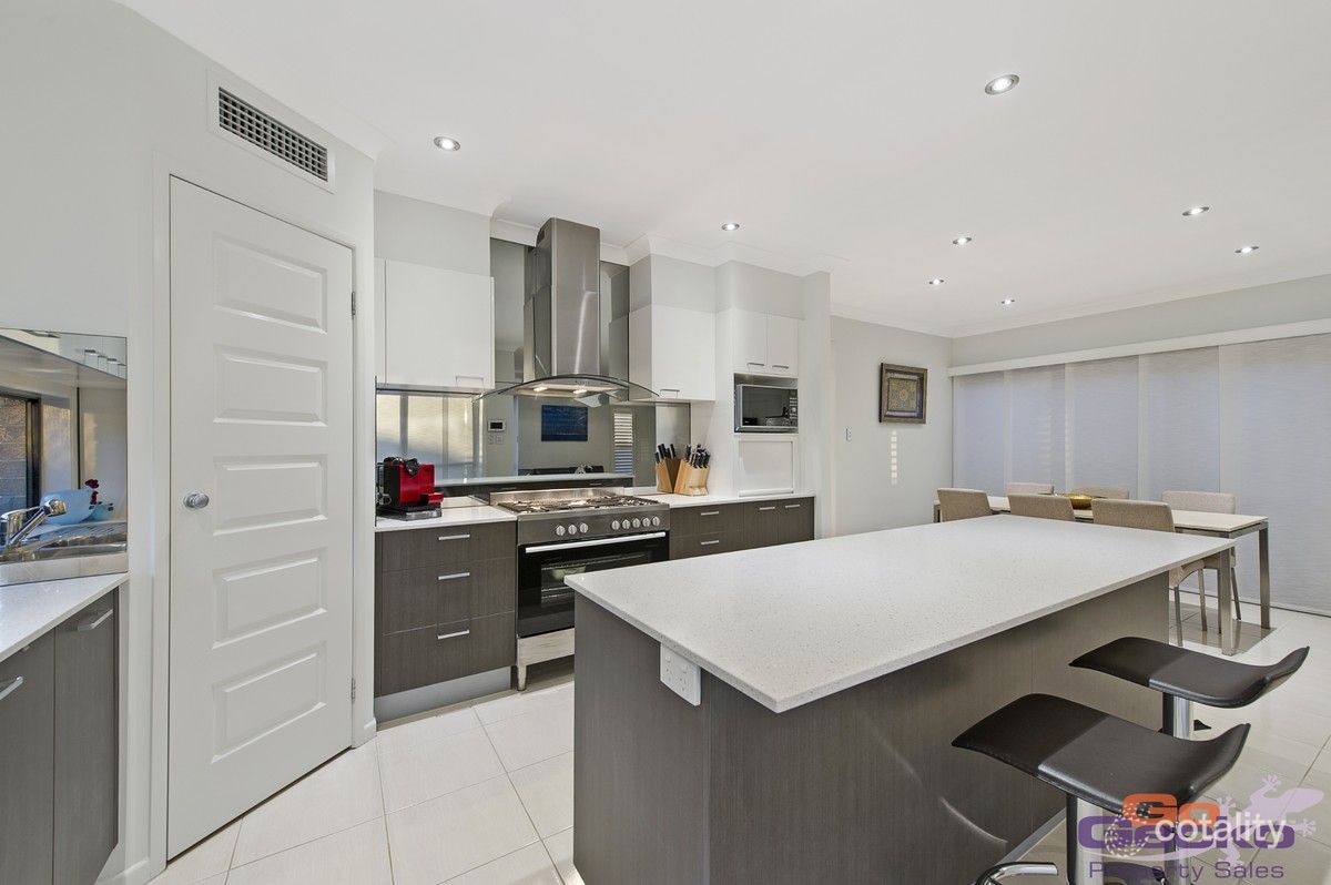 8 Mcilwaith St, North Lakes, QLD 4509