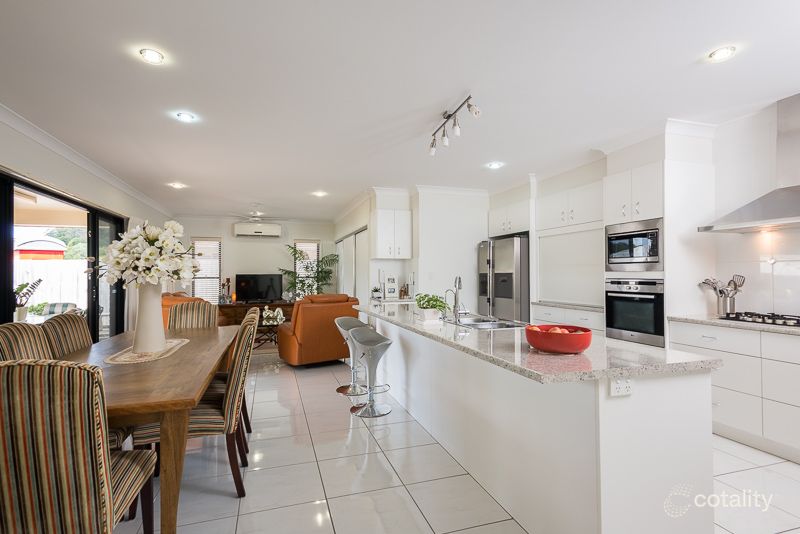 12 Clarence Ave, Bli Bli, QLD 4560