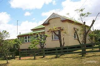 7 Chamberlain St, North Toowoomba, QLD 4350
