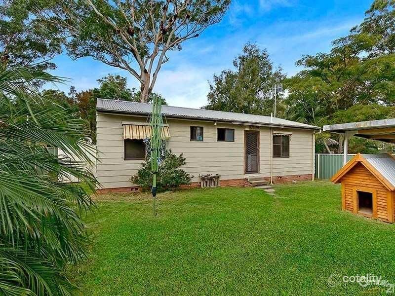 2 Vanessa Rd, Berkeley Vale, NSW 2261