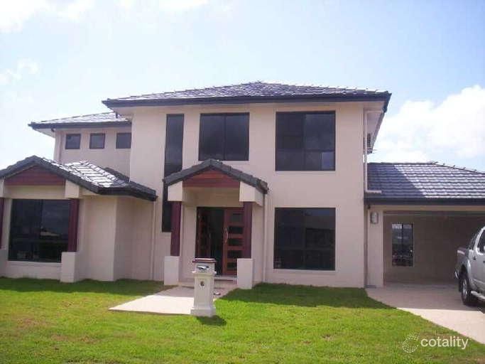 7 Isabella Ave, Glenella, QLD 4740