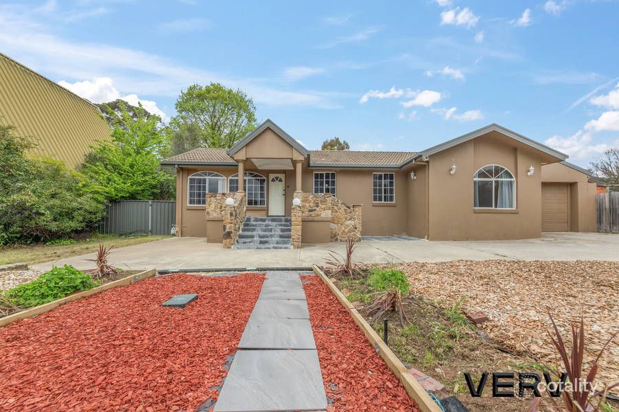 62 Throssell St, Curtin, ACT 2605