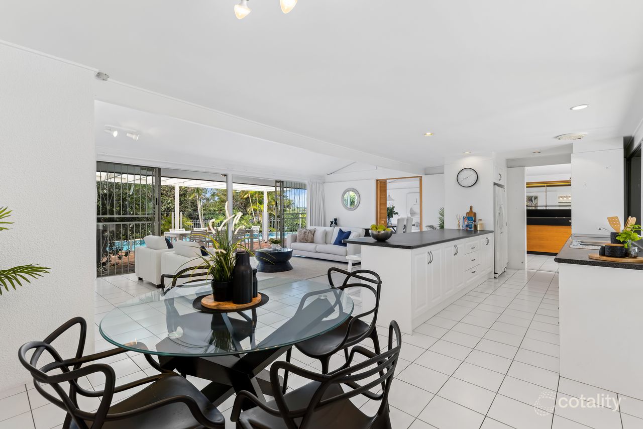 1 Flinders Ct, Mount Ommaney, QLD 4074