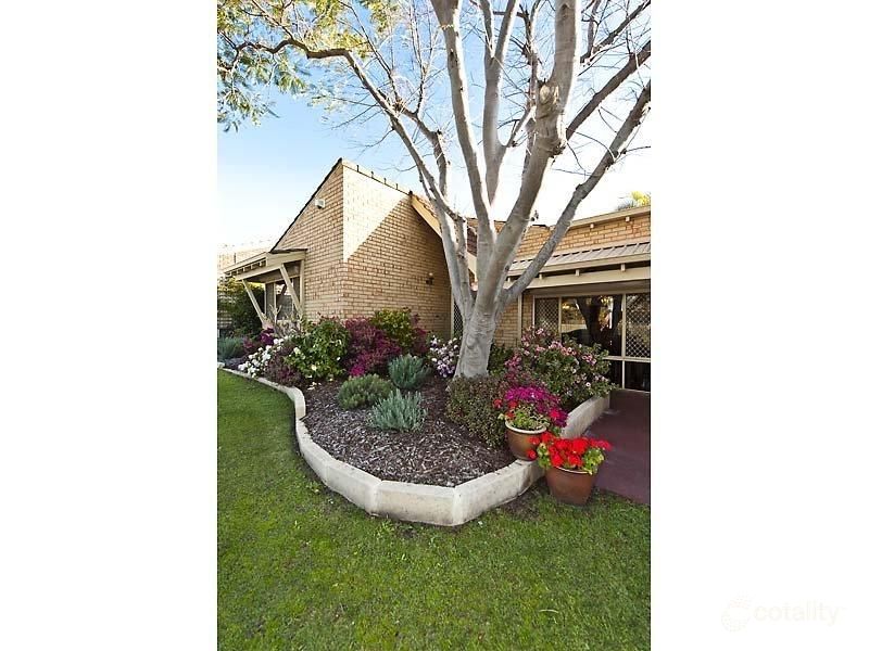 1 Shawood Pl, Willetton, WA 6155