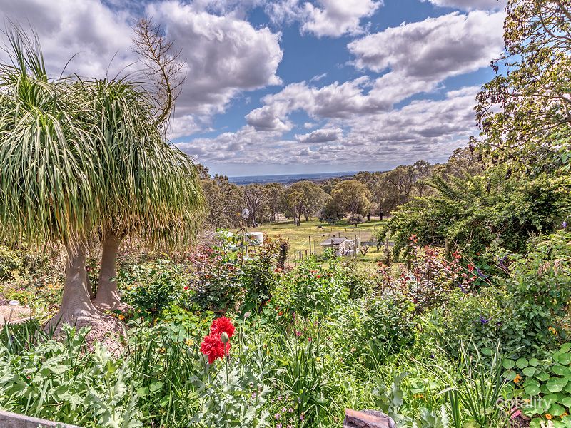 36 Bullara Rmbl, Jarrahdale, WA 6124