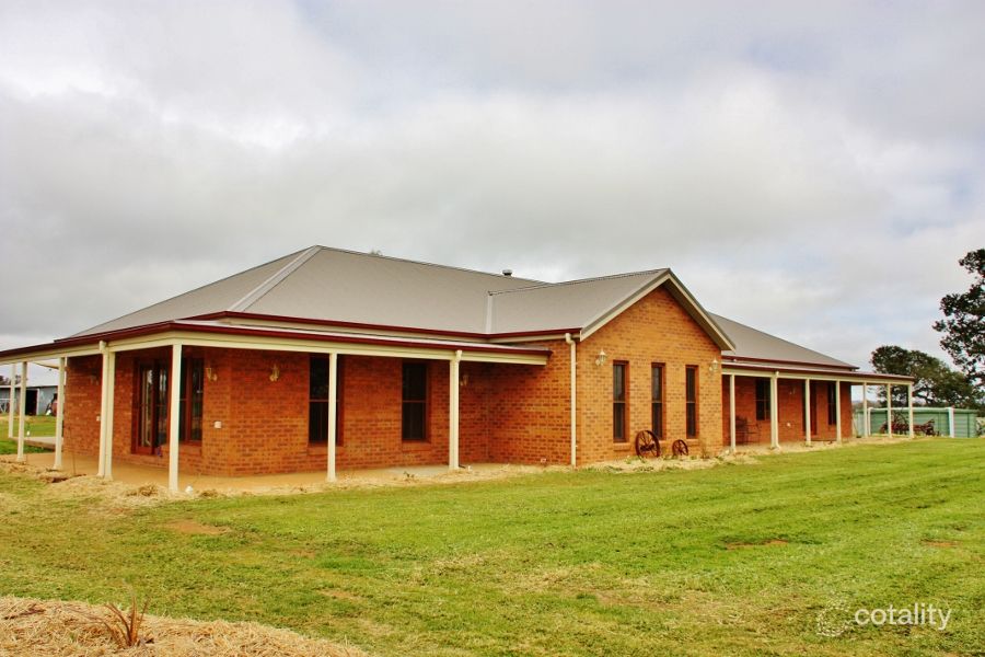 1010 Dinga Dingi Rd, Stockinbingal, NSW 2725