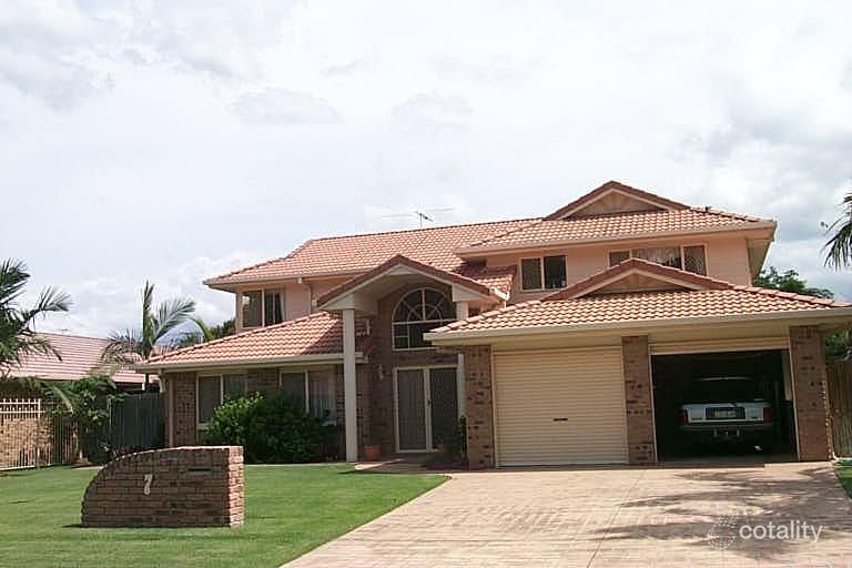 7 Cosme Pl, Bridgeman Downs, QLD 4035
