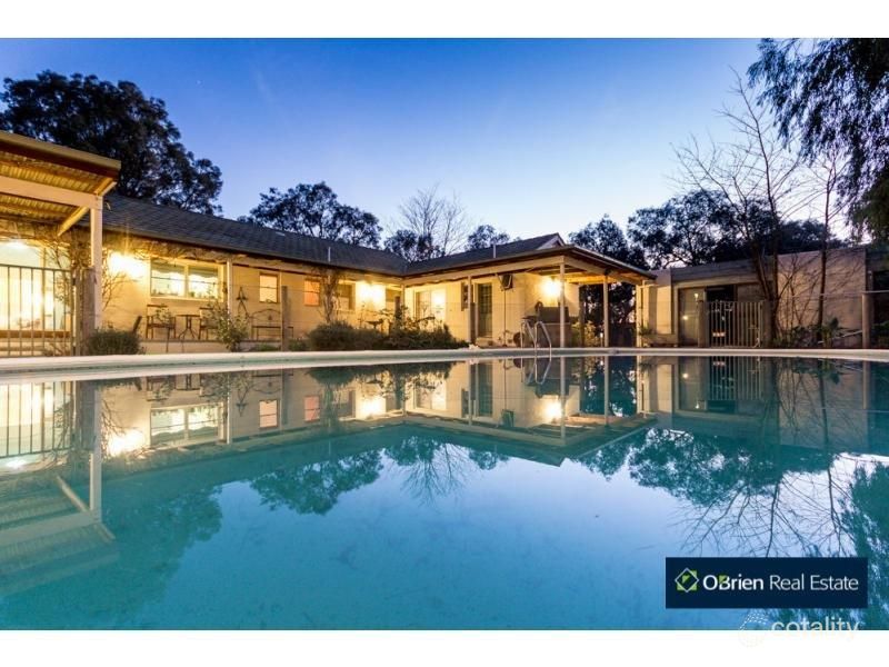 90 South Boundary Rd E, Pearcedale, VIC 3912