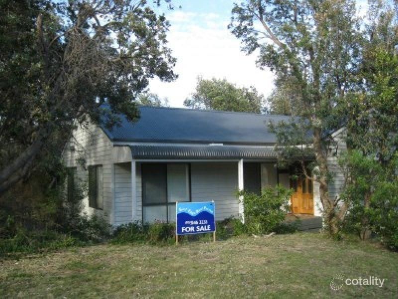 2 Sea Breeze Ave, Golden Beach, VIC 3851