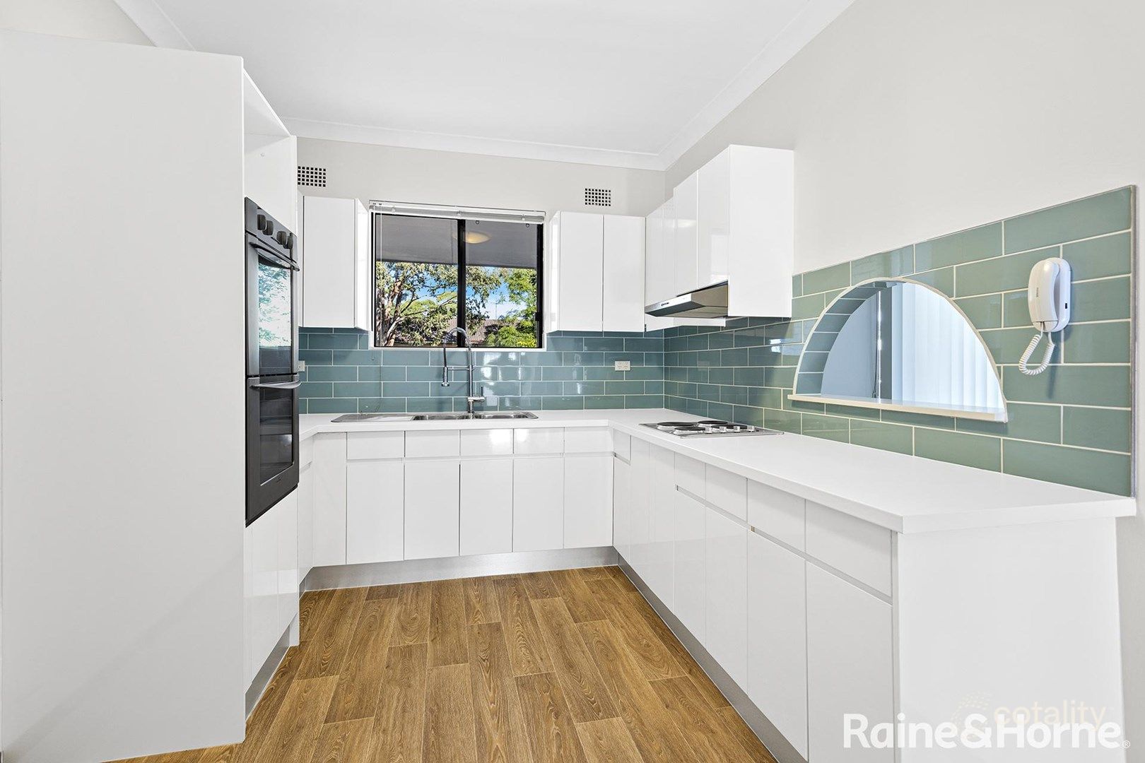 6/1 Shaftesbury St, Carlton, NSW 2218