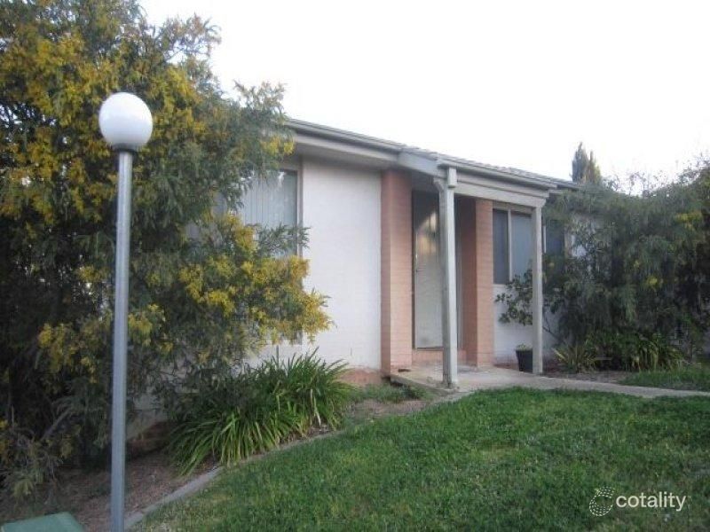 9/6 Kemsley Pl, Pearce, ACT 2607