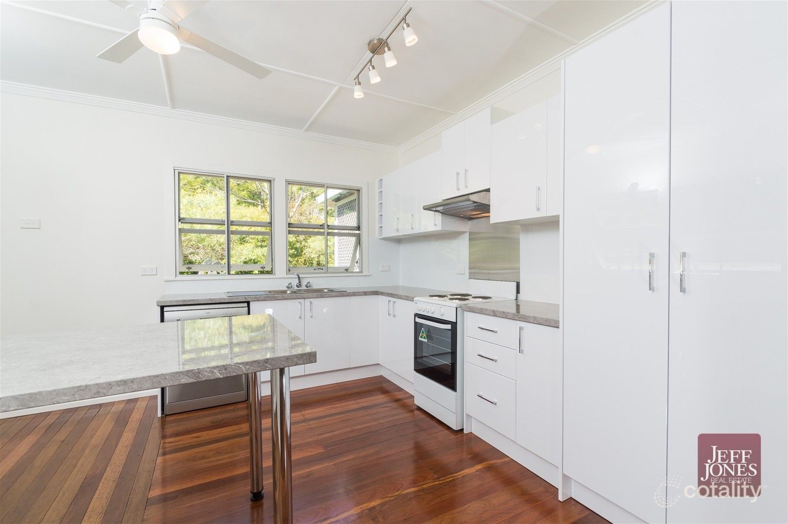 195 Toohey Rd, Tarragindi, QLD 4121