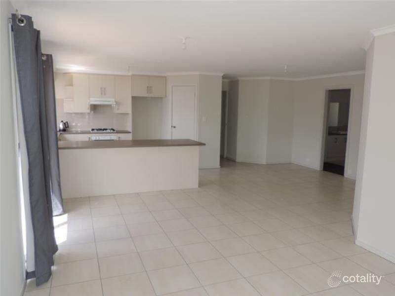 27 Waterlily Tce, Murray Bridge, SA 5253