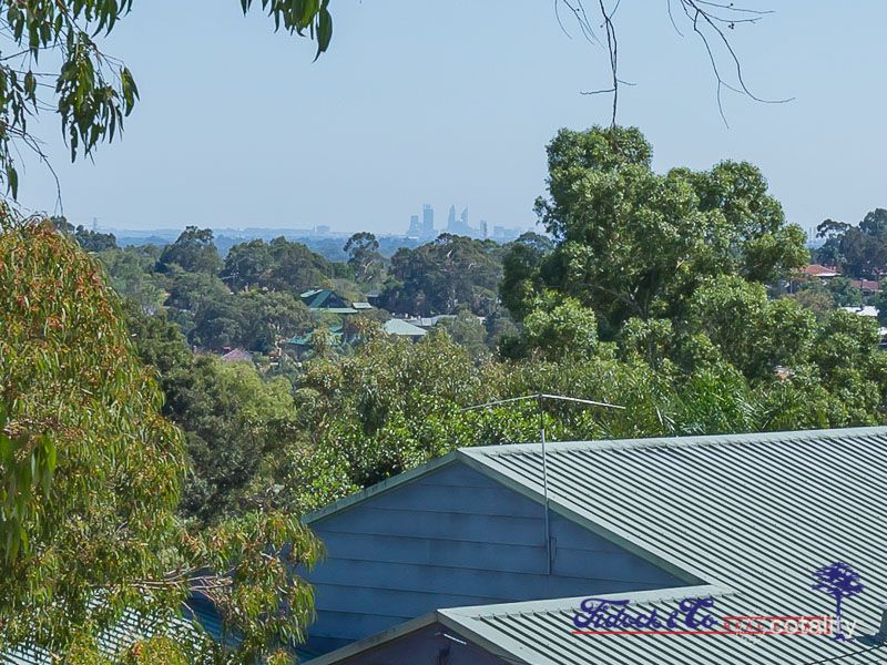 26 Hilltop Pl, Kelmscott, WA 6111
