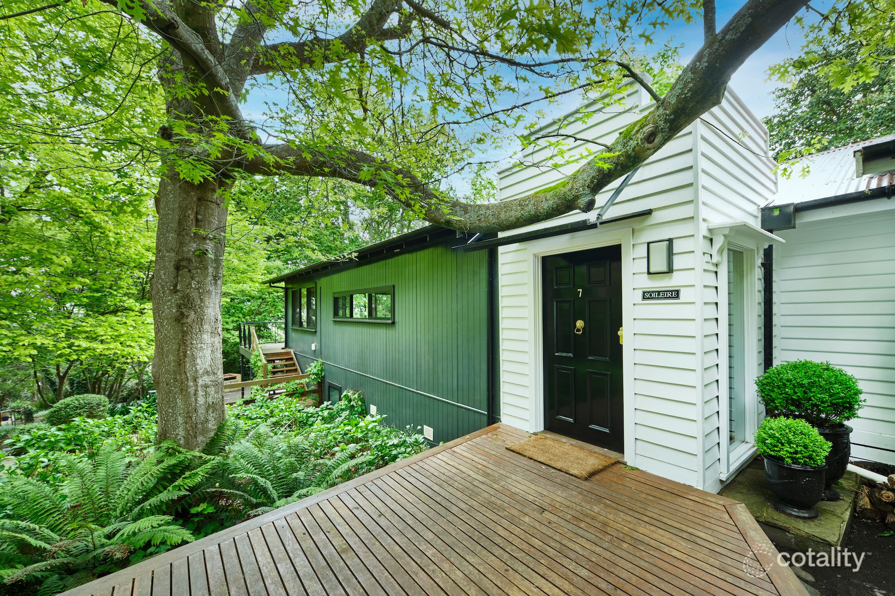 7 Ryans Pde, Mount Macedon, VIC 3441