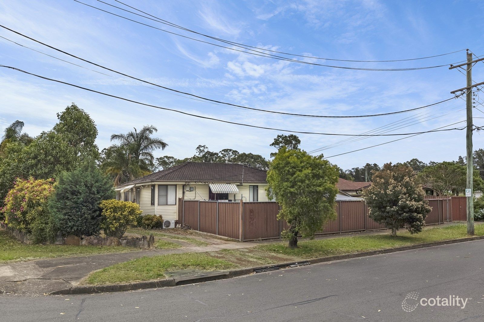 305 Hoxton Park Rd, Cartwright, NSW 2168