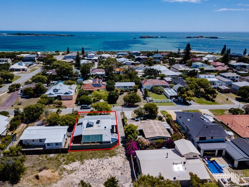 32a Gloucester Ave, Shoalwater, WA 6169