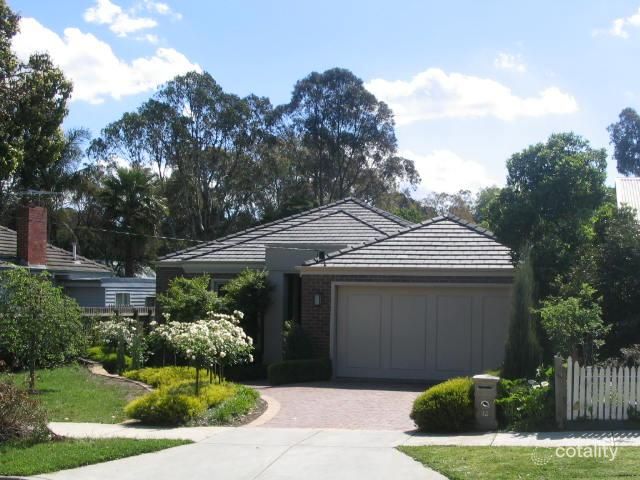 32 Beaver St, Box Hill South, VIC 3128