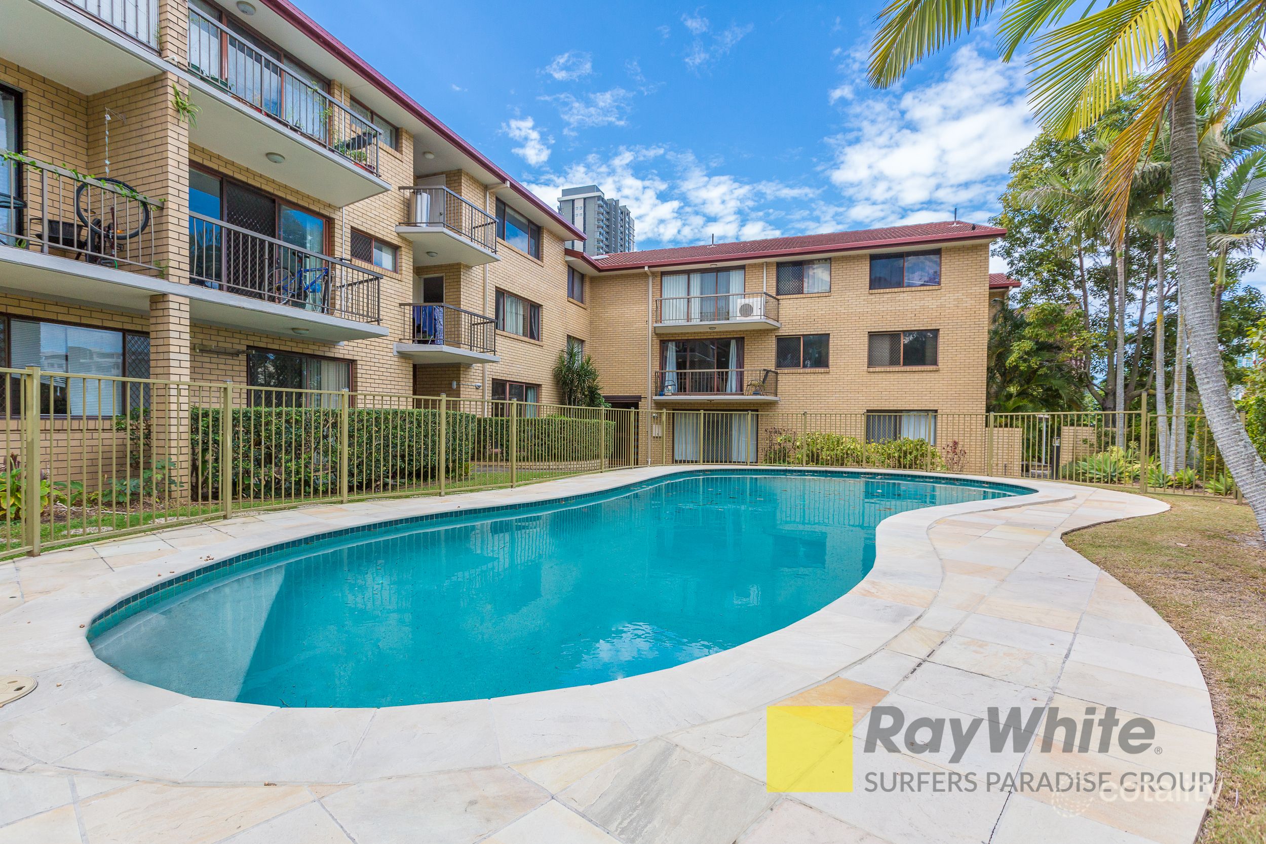 2/83 Queen St, Southport, QLD 4215