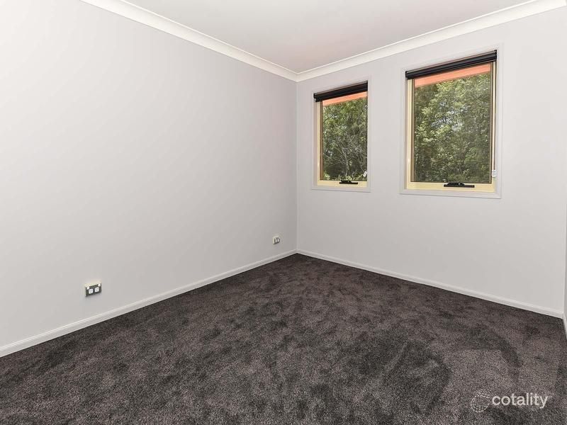 13 Wingello Cres, Wyoming, NSW 2250