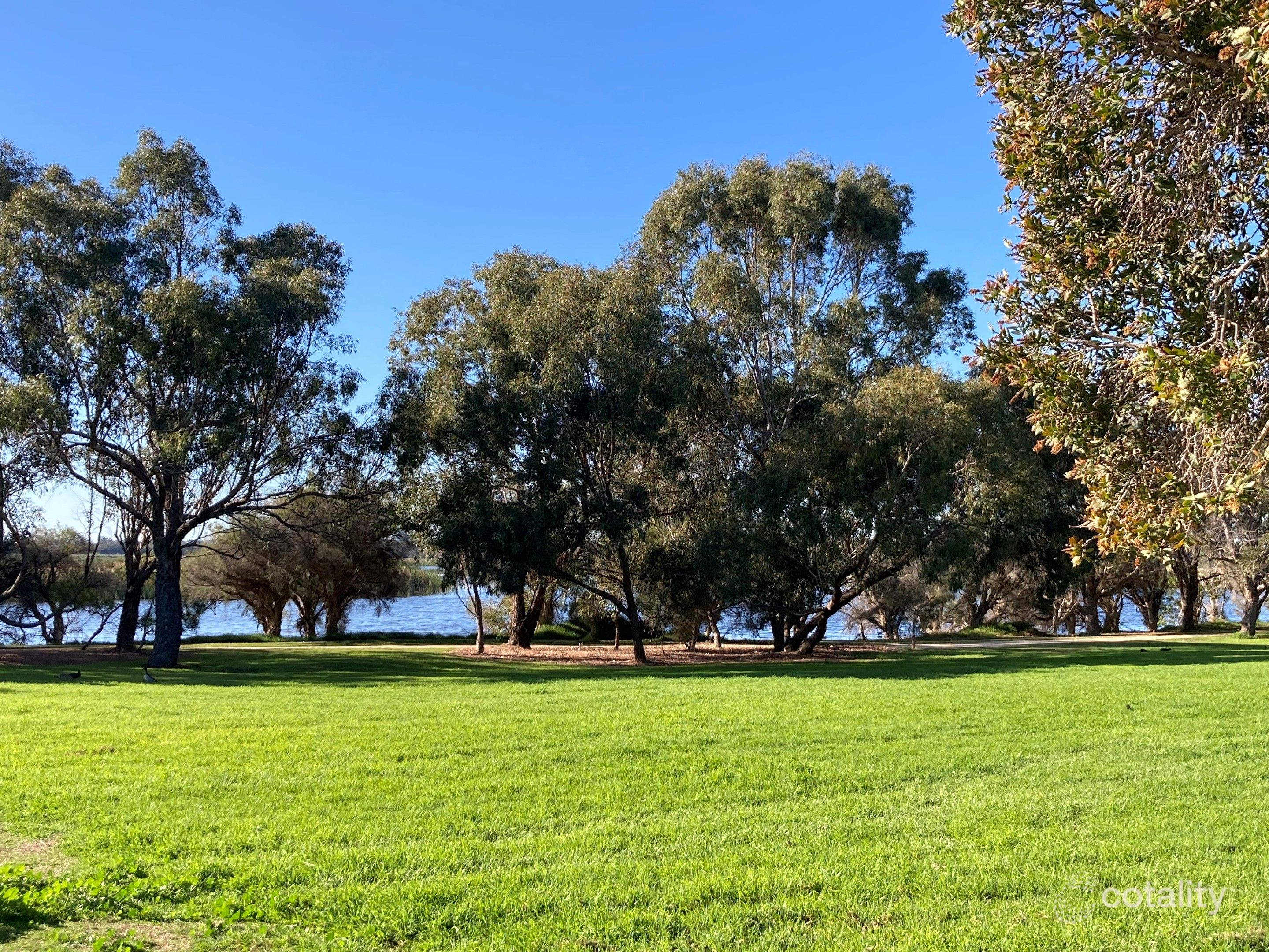 5/5 Waterway Ct, Churchlands, WA 6018