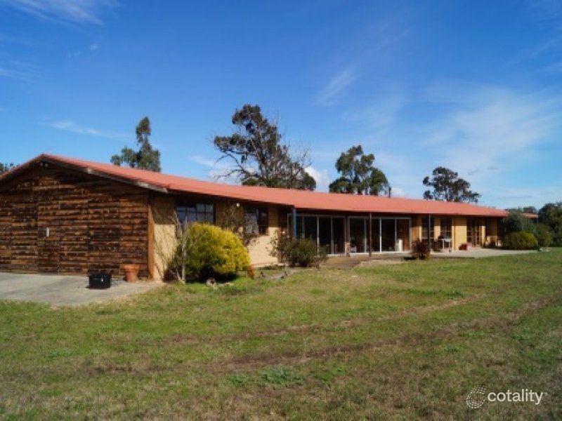 9 Donahue Rd, Boisdale, VIC 3860