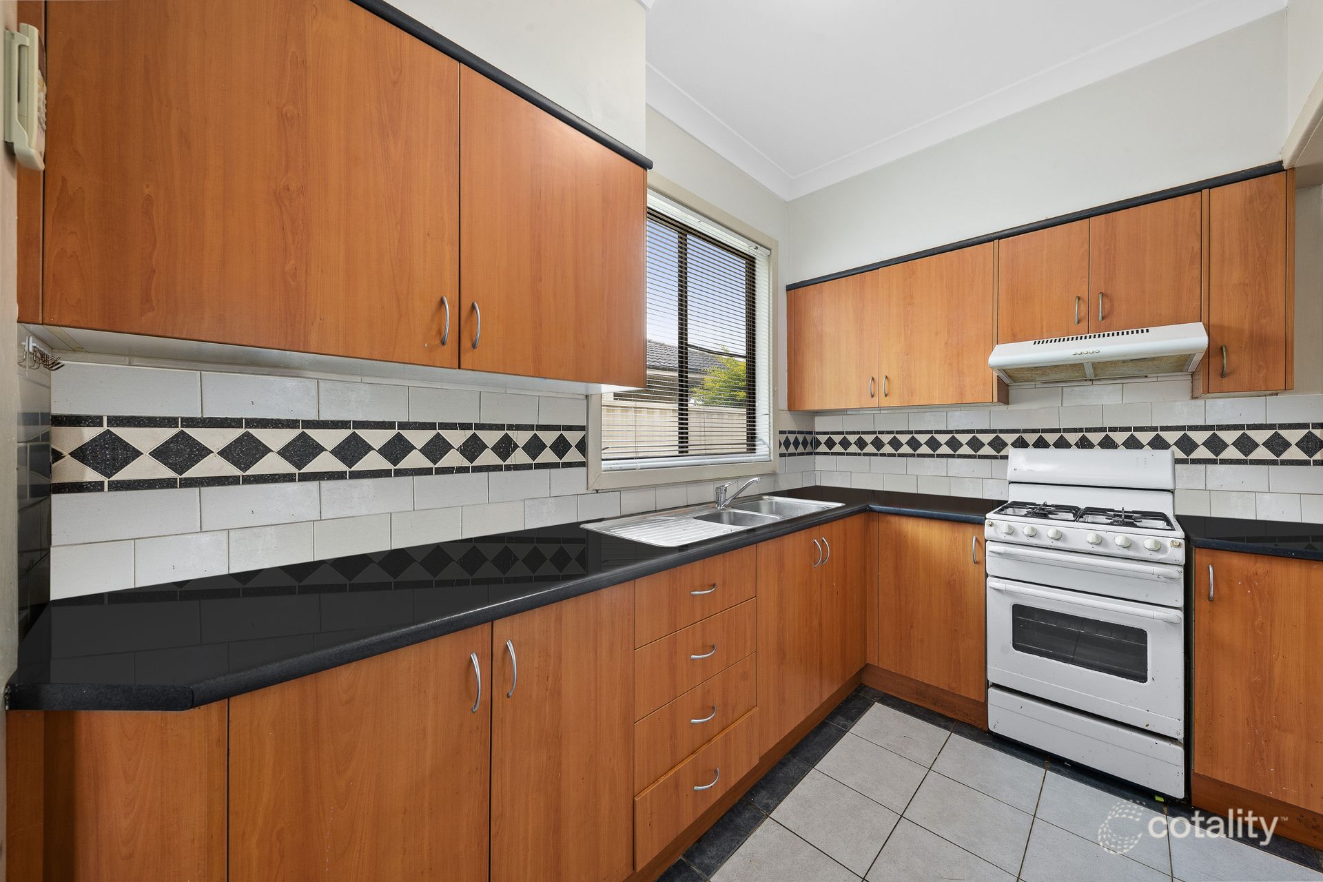 154 Lucas Rd, Seven Hills, NSW 2147