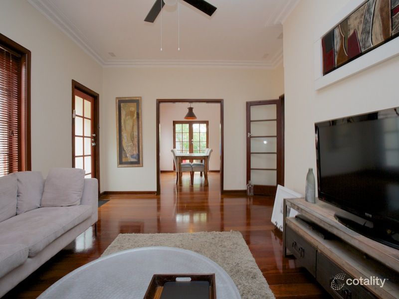 57 Ewen St, Scarborough, WA 6019